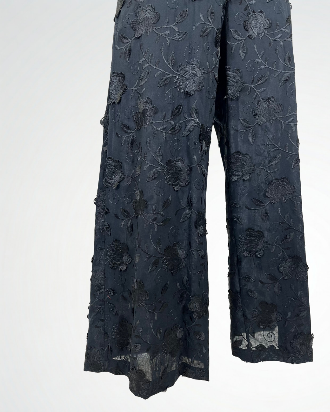 Pantalone con fiori
