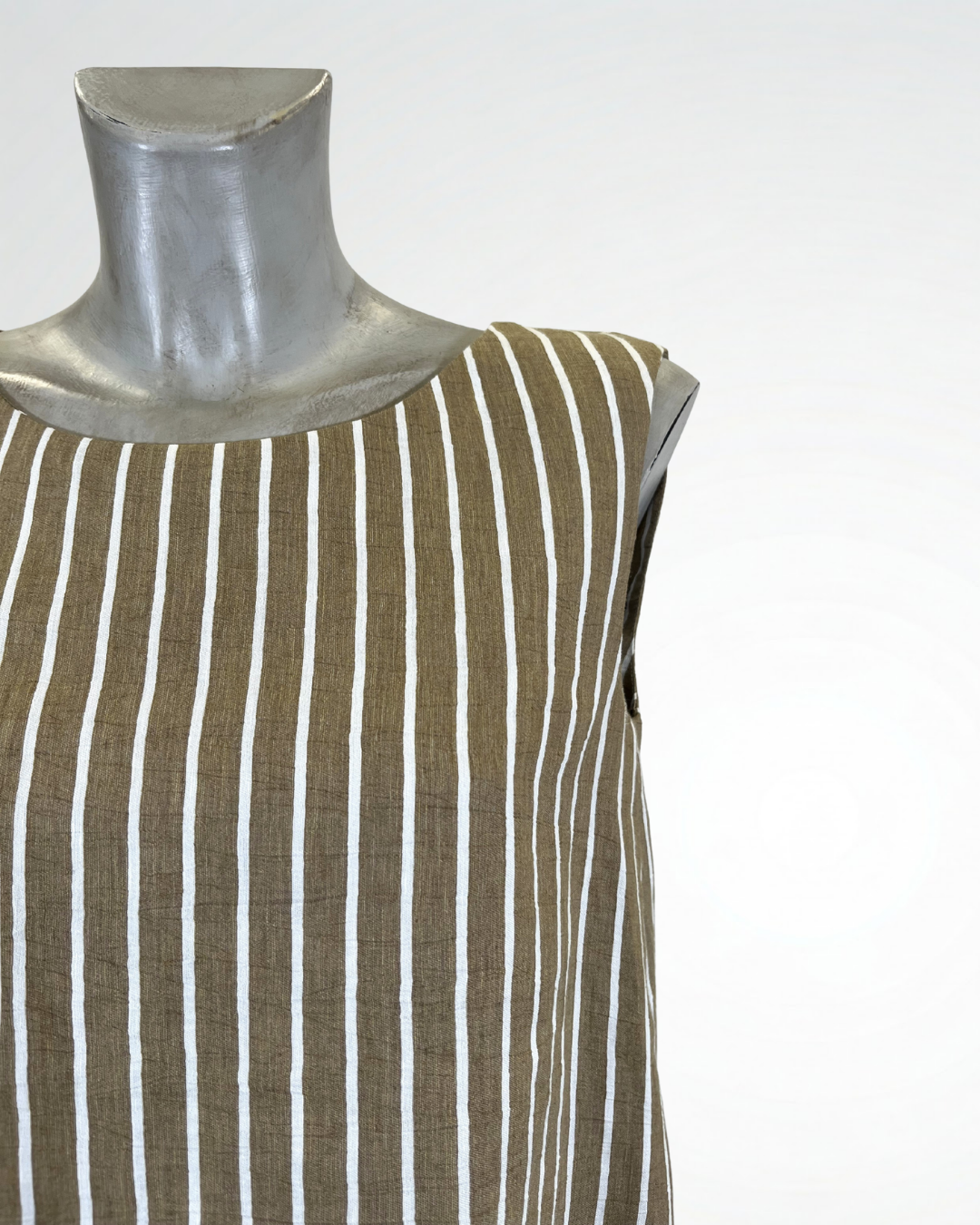 Top in lino a righe