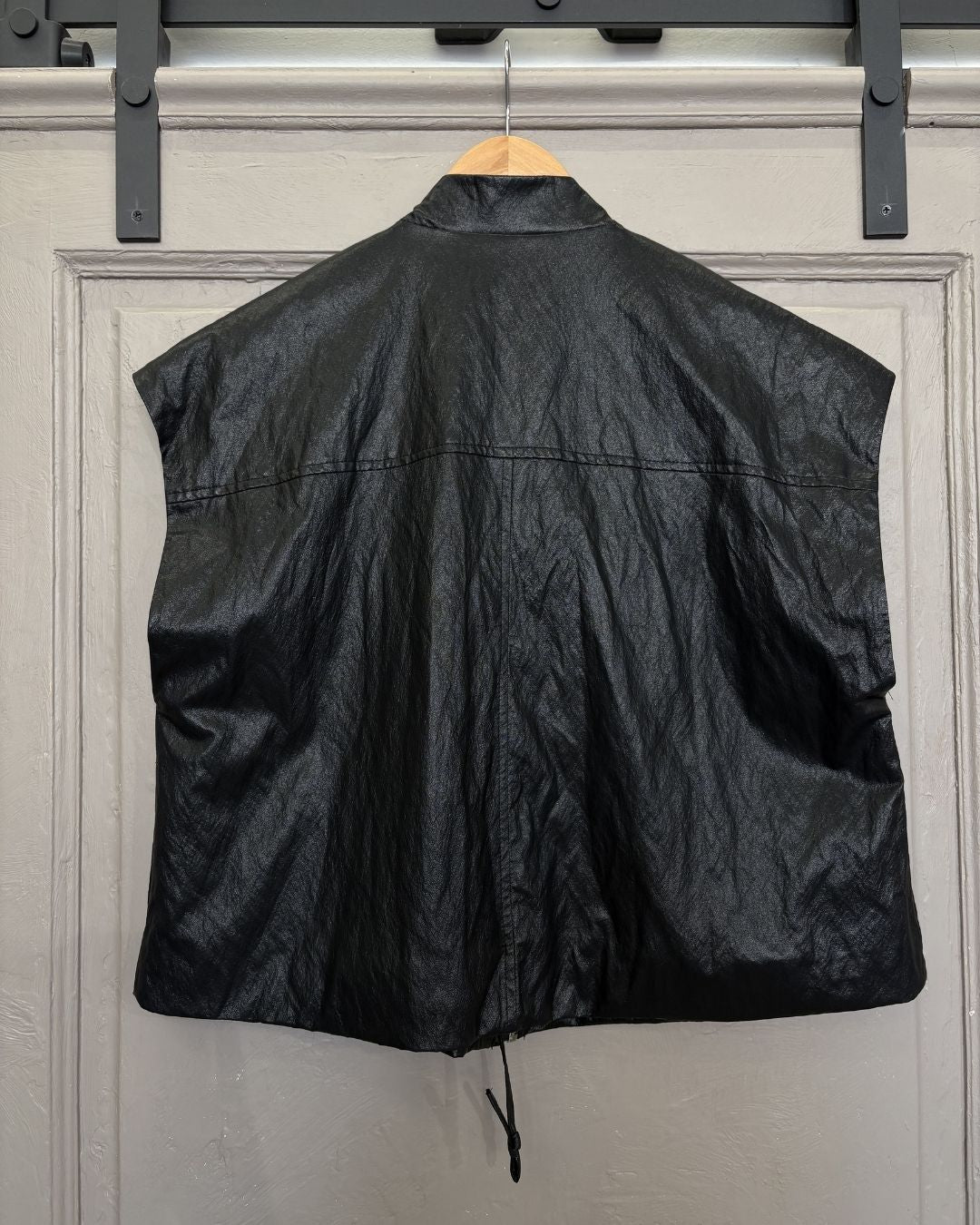 Gilet effetto pelle | Nero