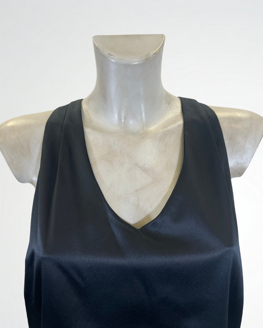 Top in raso nero