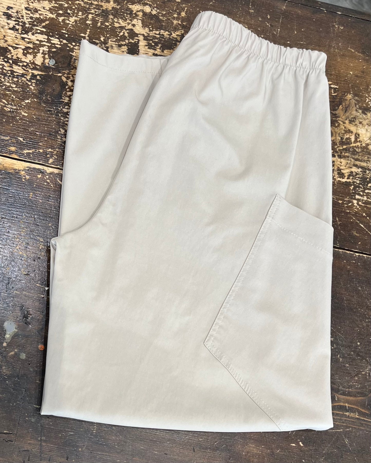 Pantalone Carota con tasche | Beige