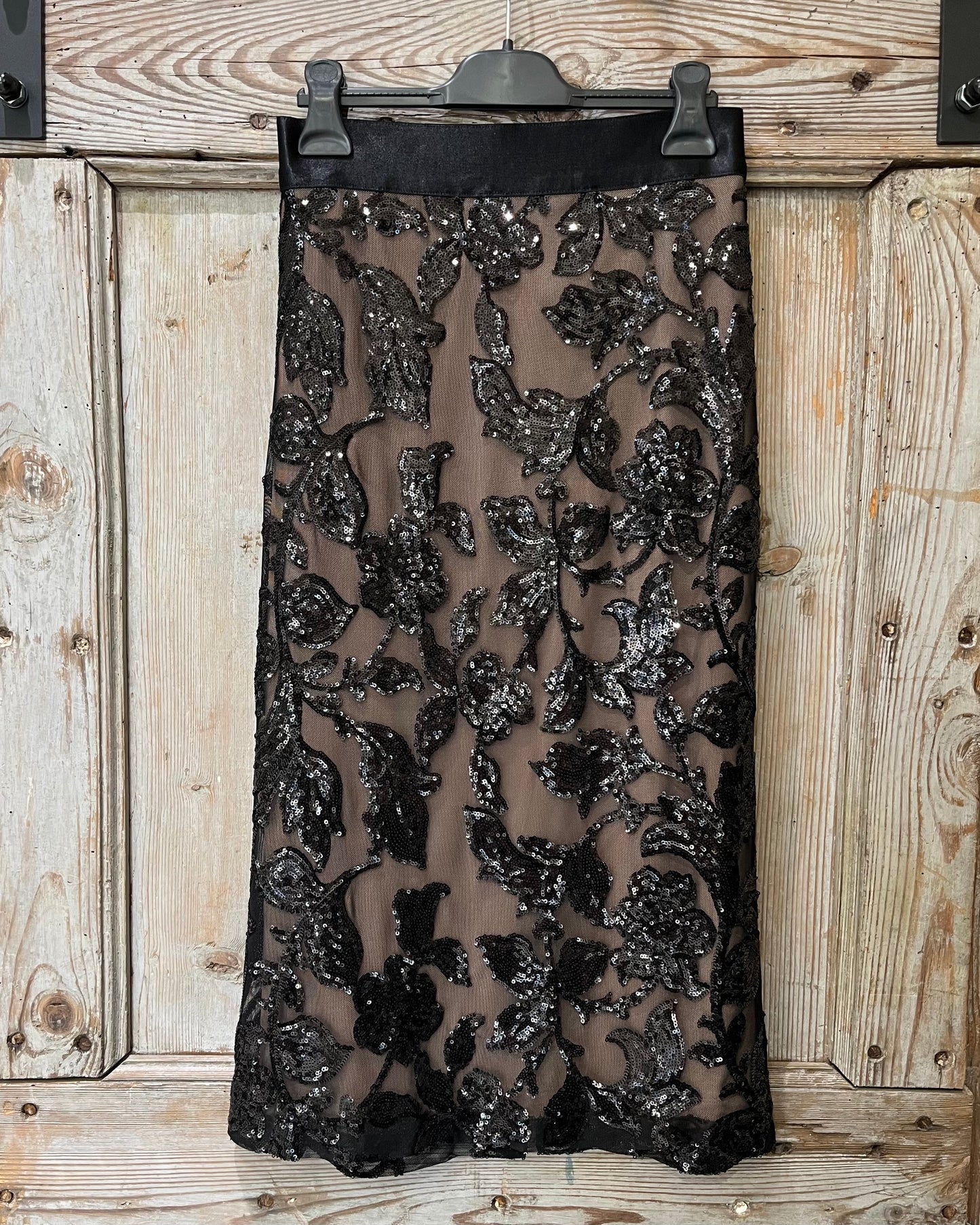 Gonna Fabiola | Nero