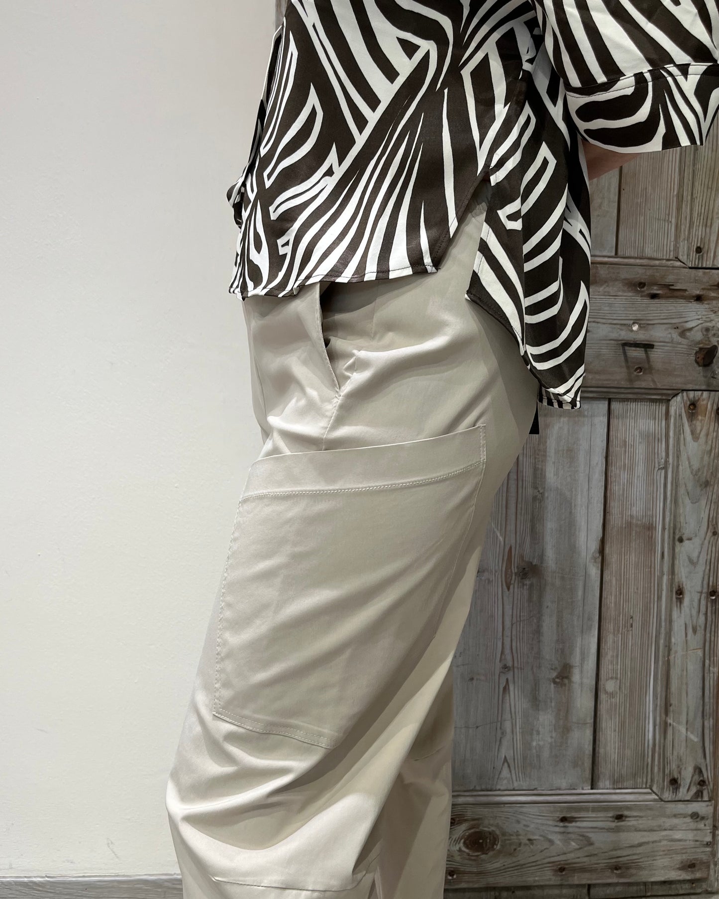 Pantalone Carota con tasche | Beige