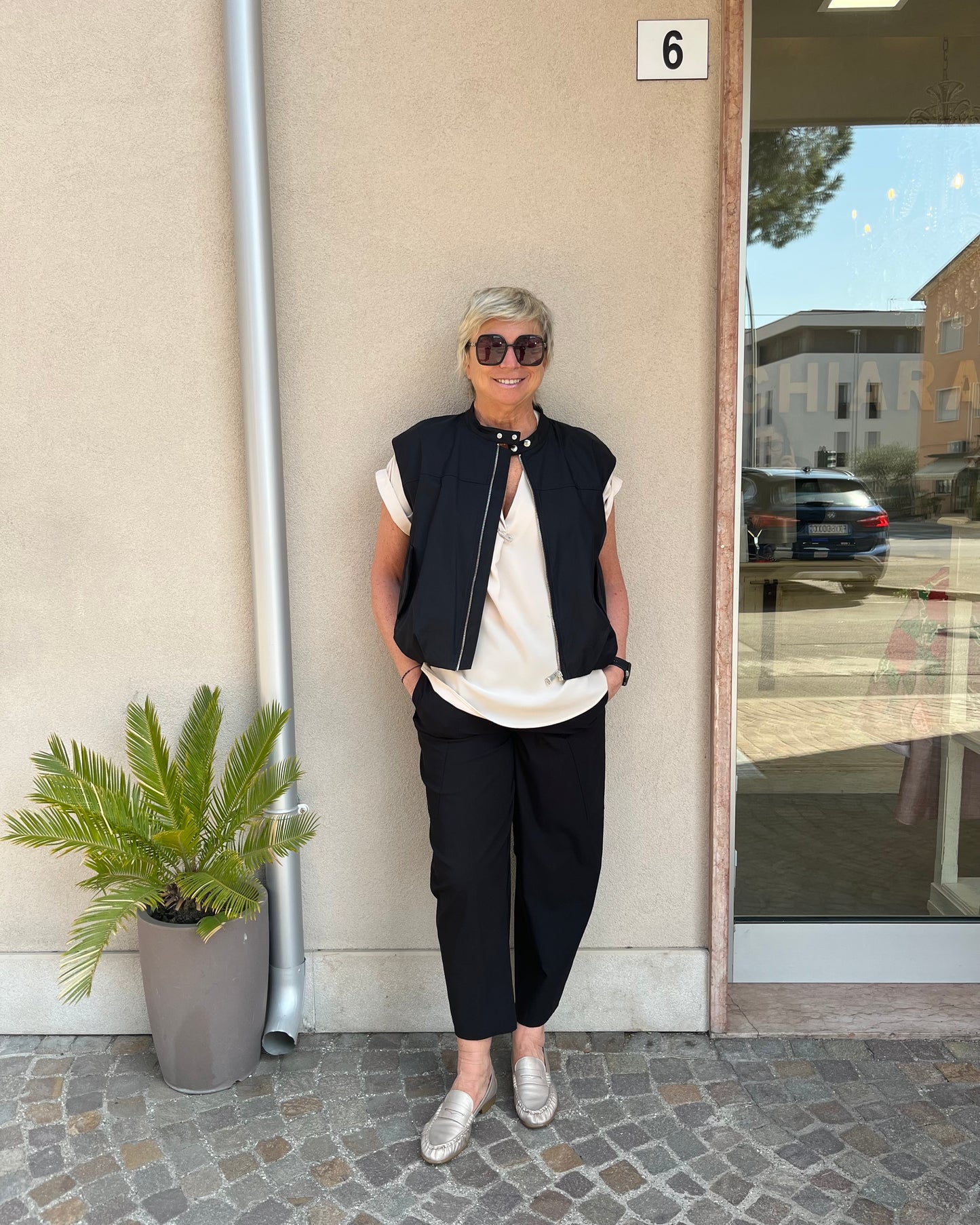 Pantalone Carota con tasche | Nero